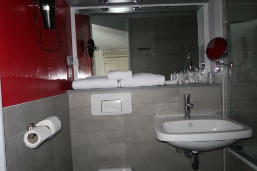 Hotel H�tel Lyon Nord