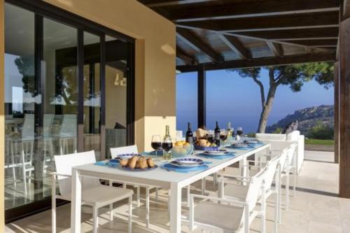 Begur Villa Sleeps 10 Pool Air Con Wifi