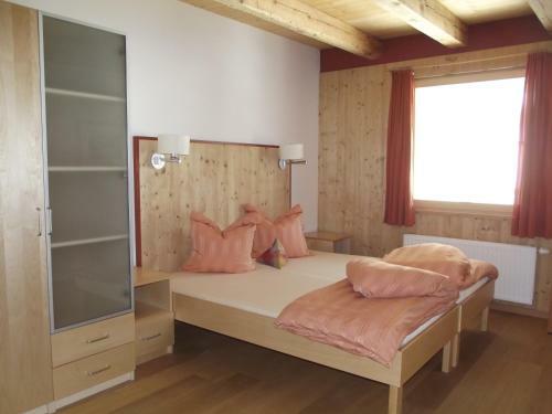 Hotel Gasthof Kronburg