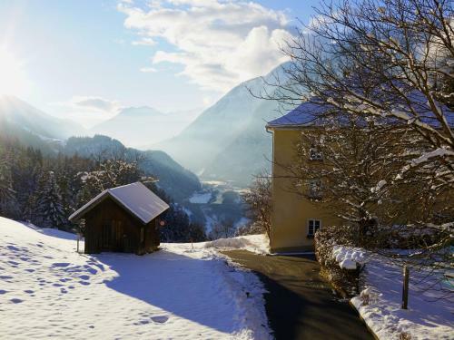 Hotel Gasthof Kronburg
