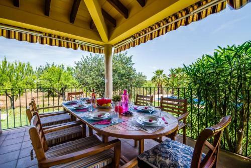 Caimari Villa Sleeps 8 Pool Air Con Wifi