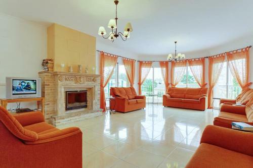 Casas De Torrat Villa Sleeps 20 Pool Air Con Wifi