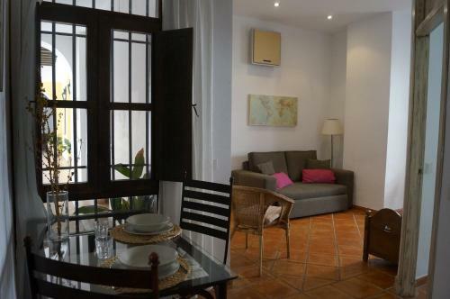 Apartamentos Los Patios De La Juder�a