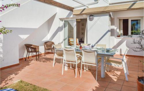Three-bedroom Apartment In Alhama De Murcia