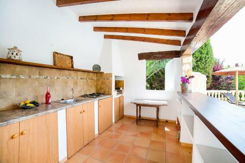 Fanadix Villa Sleeps 6 Pool Air Con Wifi