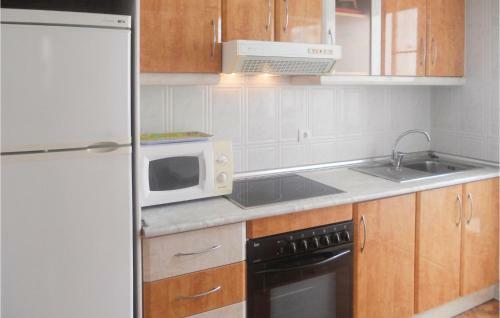 Two-bedroom Apartment In Los Alcazares