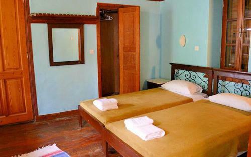 Bed & Breakfast Karnayo