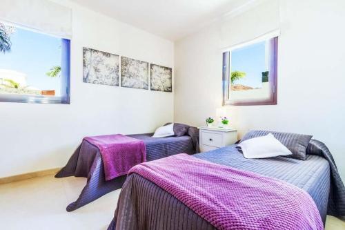 Playa Blanca Villa Sleeps 6 Pool Air Con Wifi