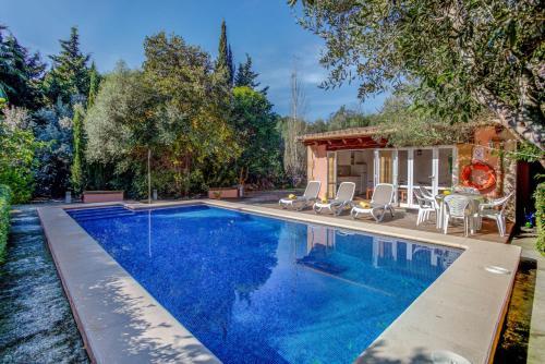 Pollenca Villa Sleeps 6 Pool Air Con Wifi