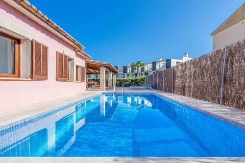 Port De Pollenca Villa Sleeps 8 Pool Air Con Wifi