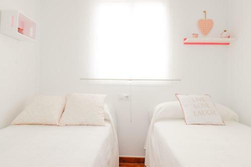 Summerland Apartments Rota