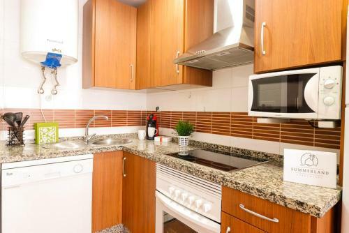 Summerland Apartments Rota