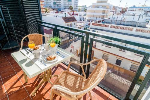Summerland Apartments Rota