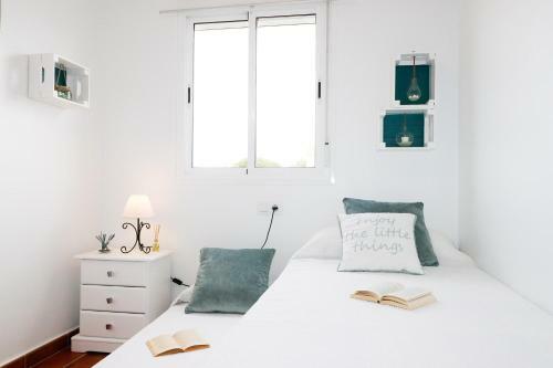 Summerland Apartments Rota