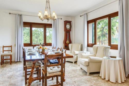 Sa Pobla Villa Sleeps 12 Pool Air Con Wifi