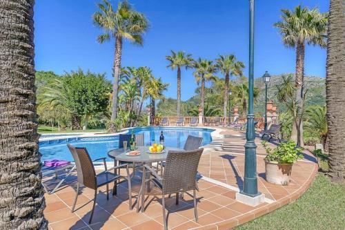 Sa Pobla Villa Sleeps 12 Pool Air Con Wifi