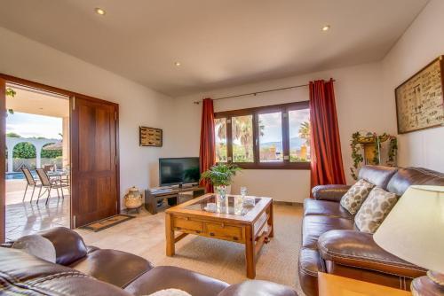 Sa Pobla Villa Sleeps 6 Pool Air Con Wifi