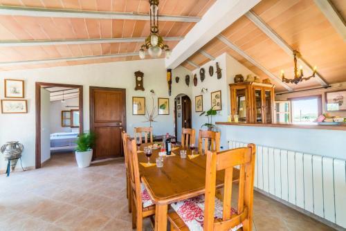 Sa Pobla Villa Sleeps 6 Pool Wifi