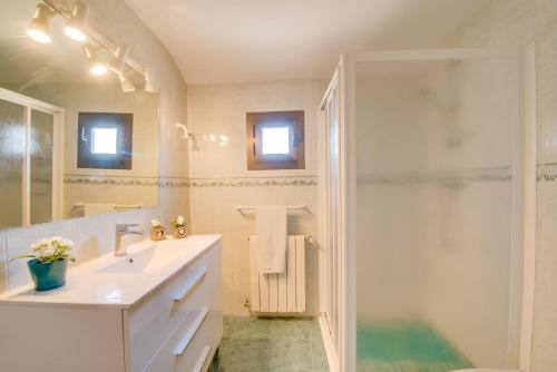 Sa Pobla Villa Sleeps 10 Pool Air Con Wifi
