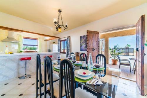 Sa Pobla Villa Sleeps 6 Pool Air Con Wifi