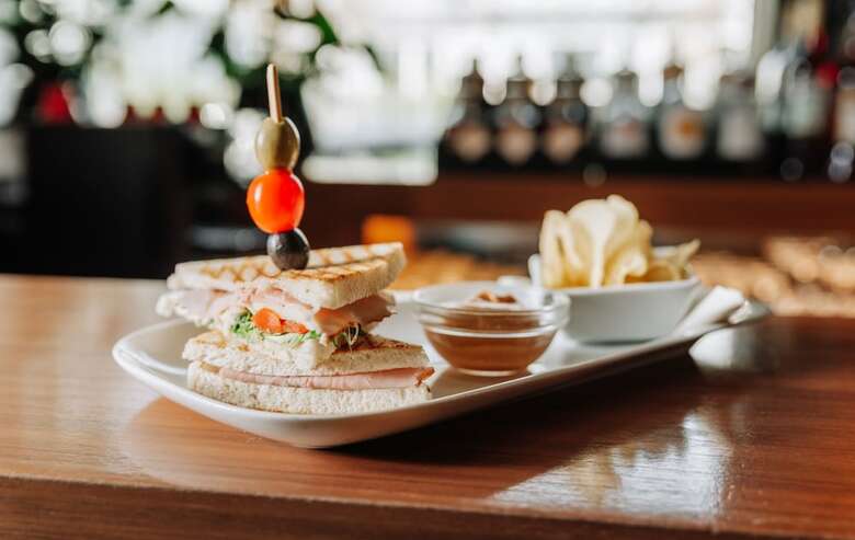 Airport Boutiquehotel Hein