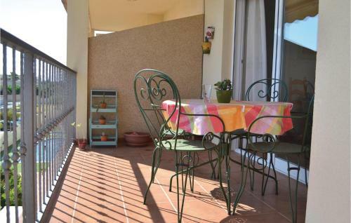 Two-bedroom Apartment In Vinaros