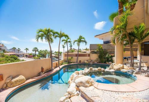 Spacious With Convenient Cabo Location, Villa Ballena