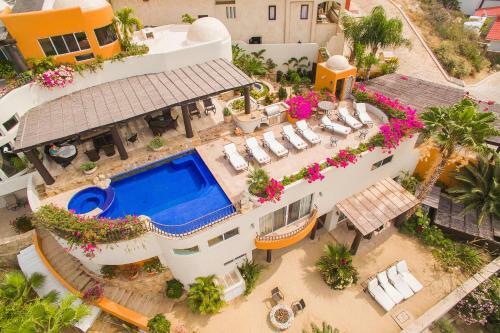 7 Br Home For 18 With Ocean Views, Villa Las Flores