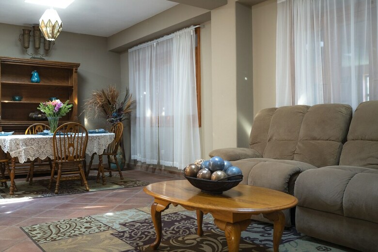 Tadeo Inn Bed & Breakfast