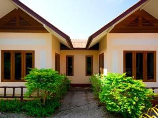 Hotel The Happiness Resort