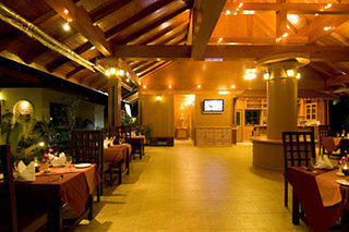Hotel Kanok Buri Resort & Spa