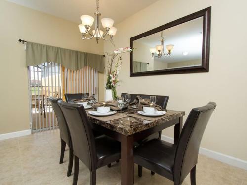 Villa Candy Palm Townhome 8851