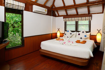 Hotel Montalay Beach Resort Koh Tao