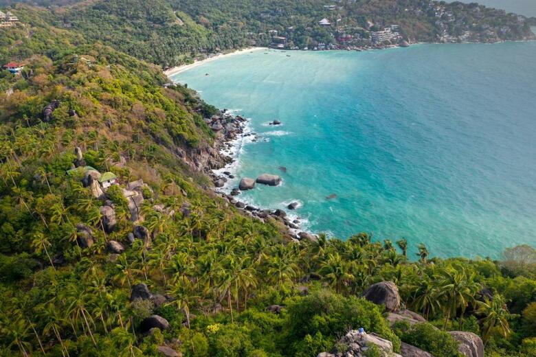 Hotel Haadtien Beach Resort