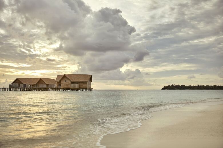 Hotel Cocoa Island By Como