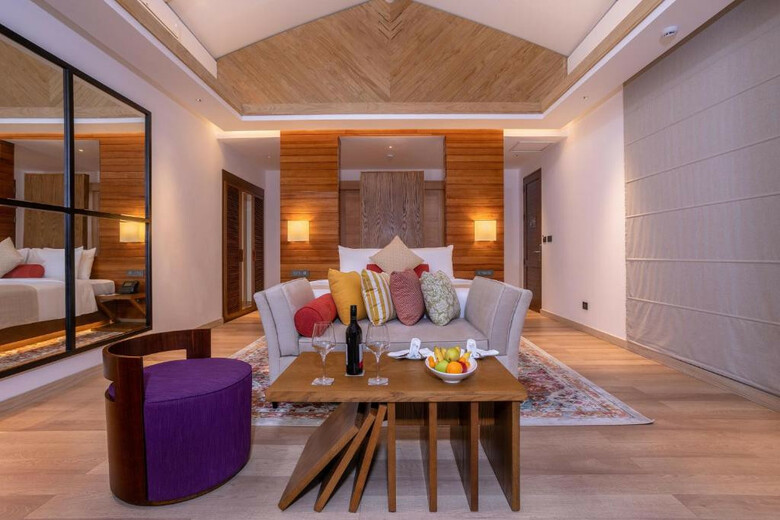 Hotel Cinnamon Hakuraa Huraa Maldives