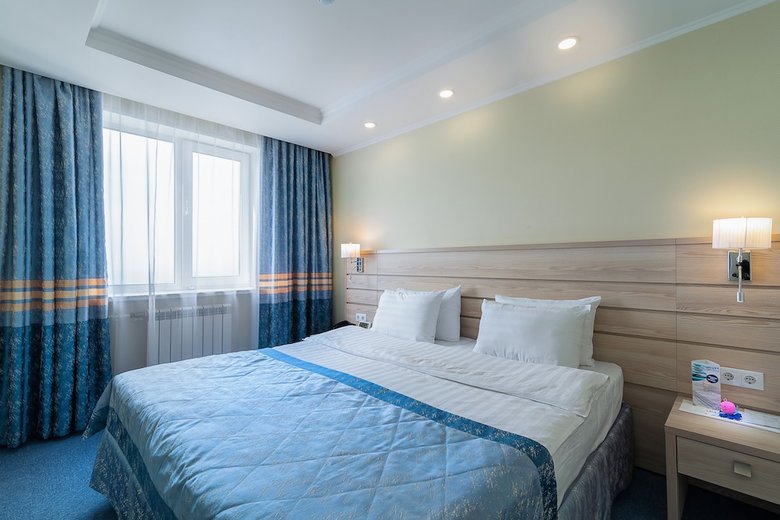 Hotel Equator