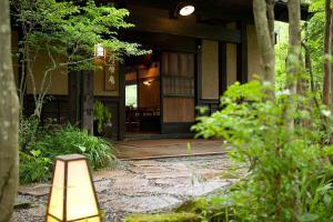 Hotel Yufuin Gettouan