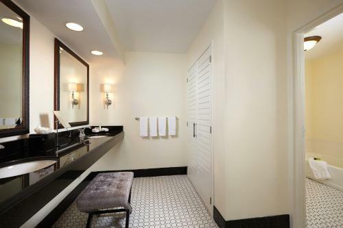 Hotel Inn At Pelican Bay