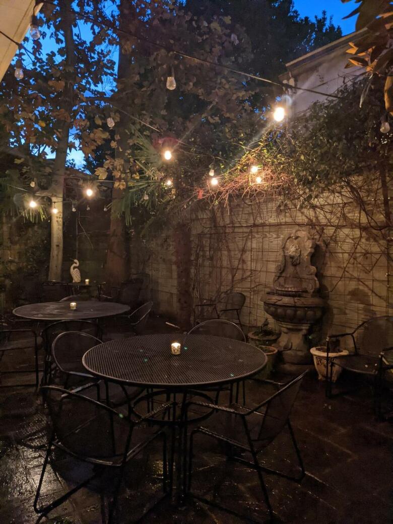 Bed & Breakfast Balcony Guest House