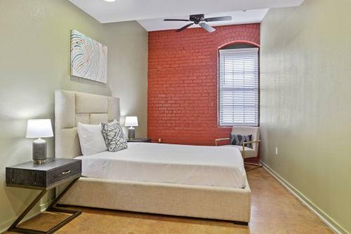 Apartamento Three-bedroom, Two-bath Industrial Apt In Nola C.b.d.