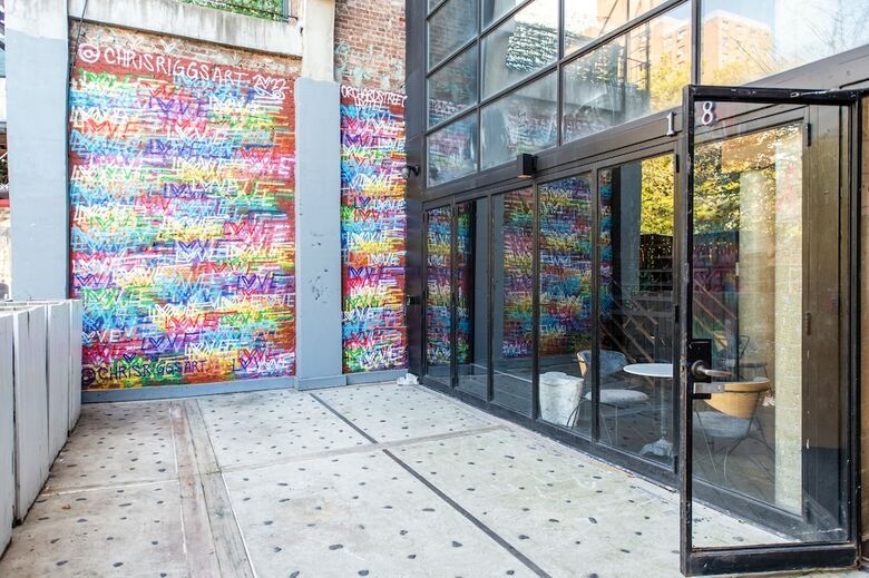 Orchard Street Hotel