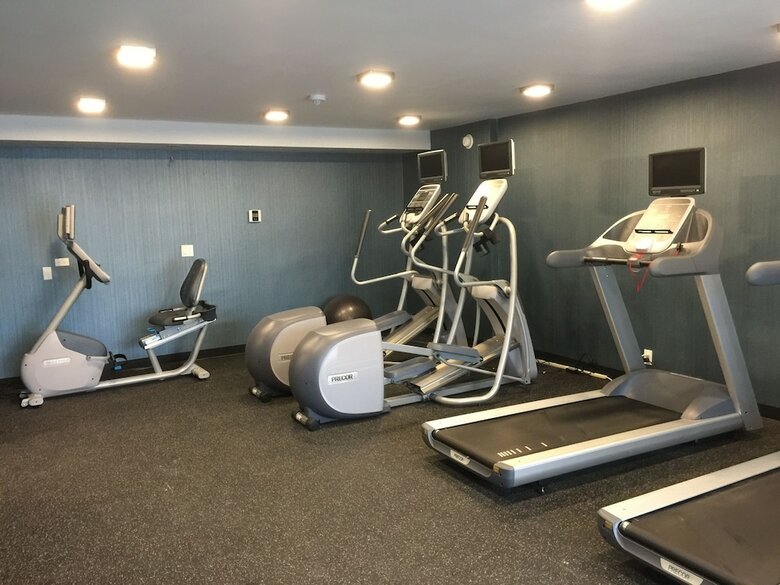 Radisson Hotel Oakland Airport