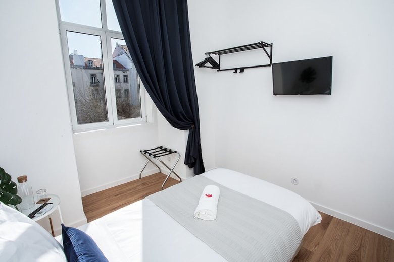 Hostal Lisbon Check-in Guesthouse