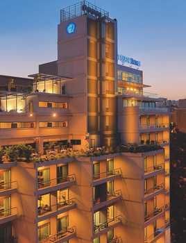 Hotel Orient Queen Homes
