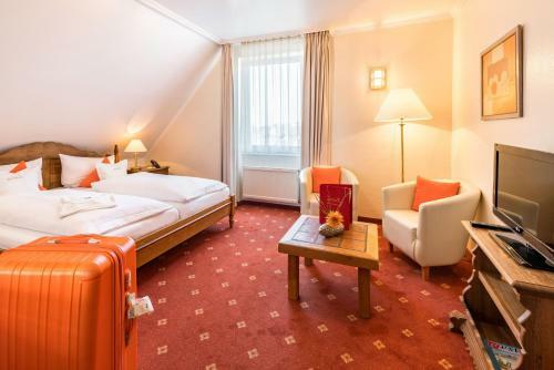 Airport Fashion Hotel