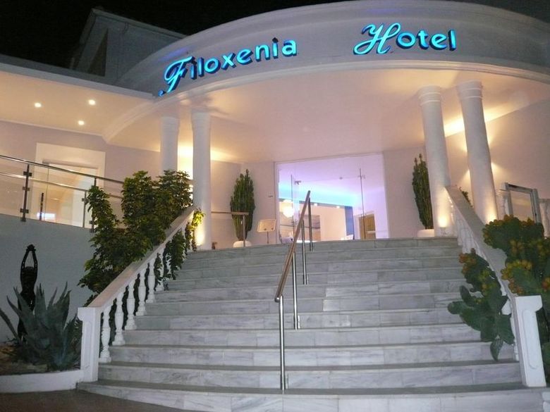Filoxenia Aparthotel