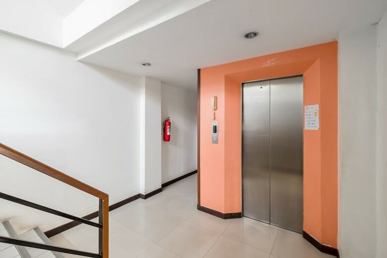 Hotel Jl Bangkok