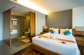 Hotel Chalong Chalet Resort & Spa