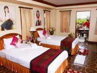 13 Coins Hotel Tiwanon (impact Arena)